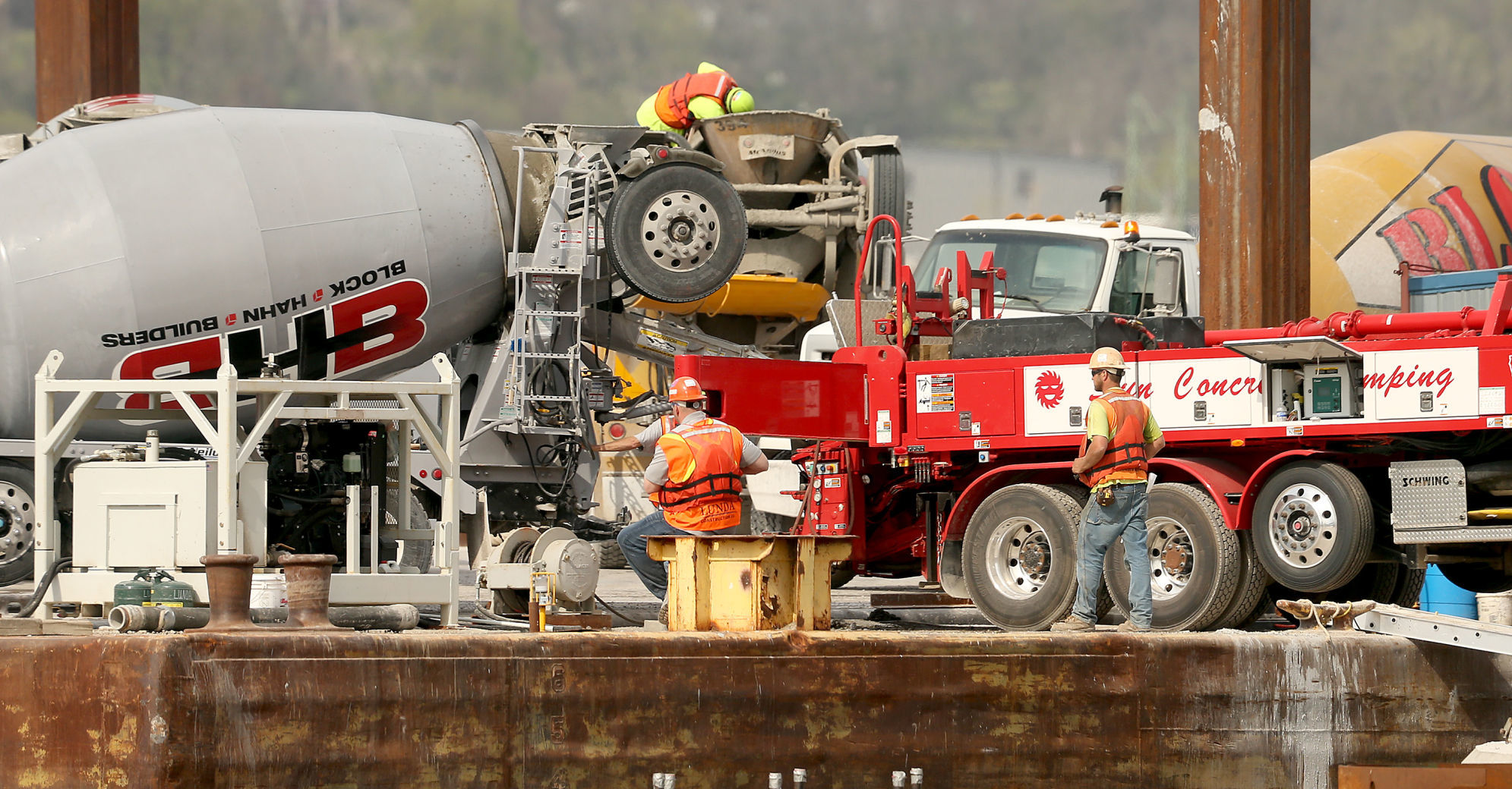 050218-qct-qca-new-bridge-020